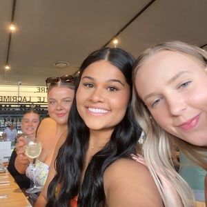 Meet your Posher, Alysha